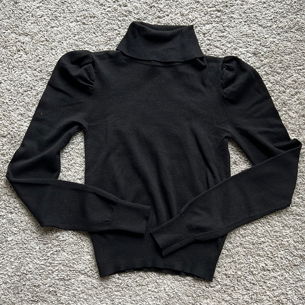NWOT Peplum Sleeve Turtle Neck WOMENS SIZE SMALL